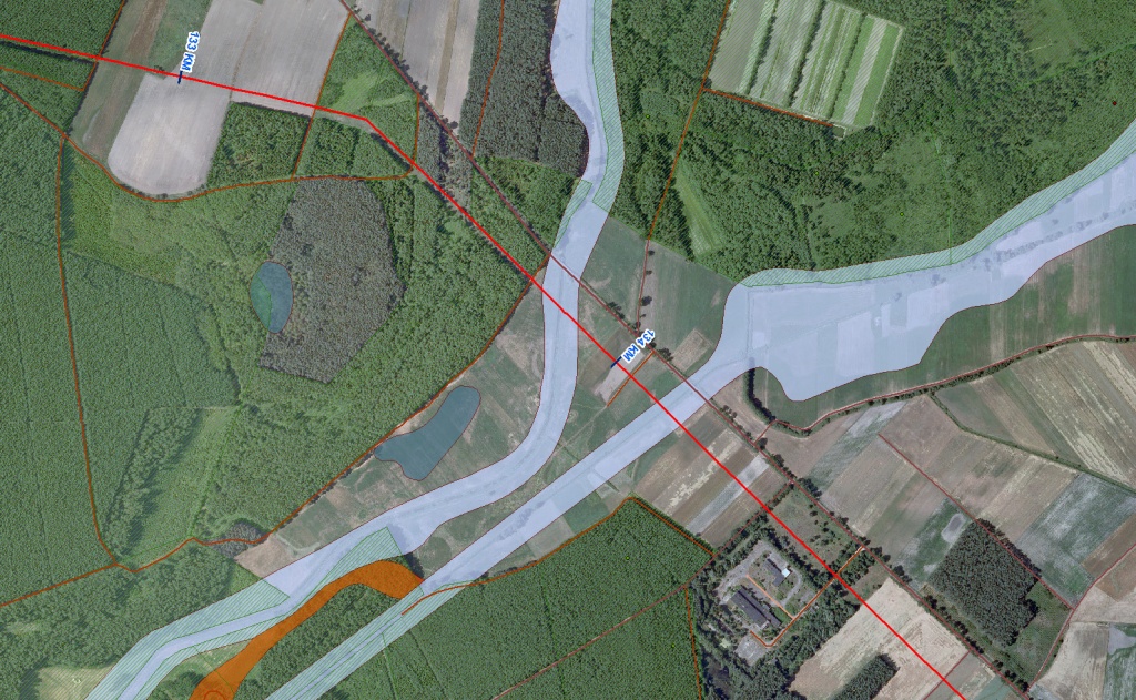 Rys. 3. Optymalizacja przebiegu trasy – kombinacja ortofotomapy, topograficznej bazy danych oraz danych geologicznych i środowiskowych.