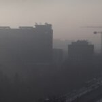 Niewidzialne zagrożenie w powietrzu: Analiza smogu PM2.5 za pomocą GIS