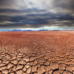 Łączenie danych satelitarnych i lokalnych działań w strefach kryzysu